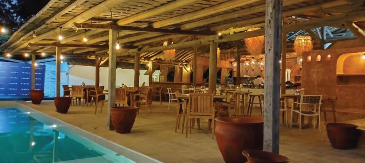 Bungalow Cafe Gili Beachfront Gili Meno Bagian luar foto